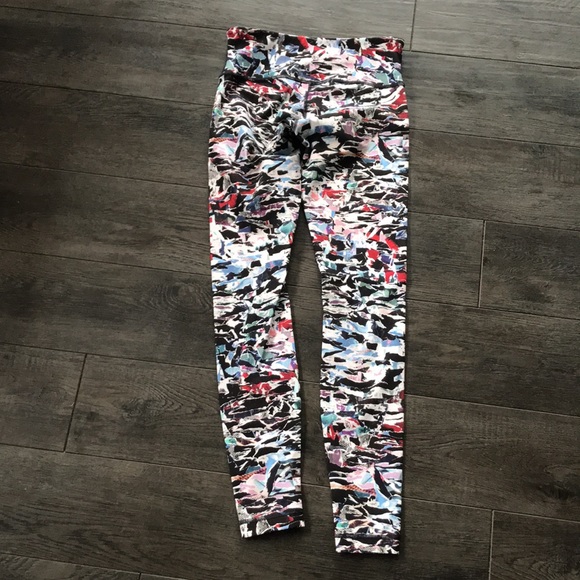 #10 Lululemon colorful leggings 🍋 - Picture 2 of 4